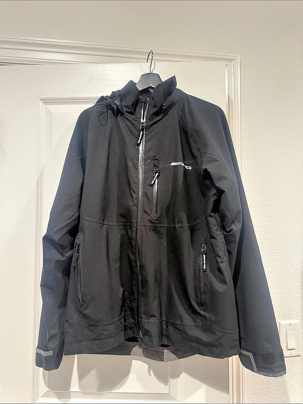 AMG performance jacket Black Large Like New
